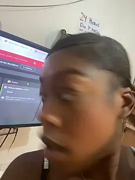 keilysofia online show from October 13, 9:15 pm