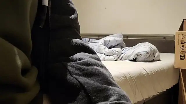 Snapshot of Alphapimmelchen chatting on November 13, 5:39 am Alphapimmelchen online show from November 13, 5:39 am