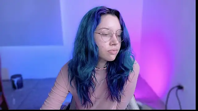 WandaDoll online show from April 18, 7:58 pm