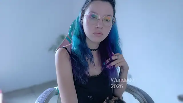 Snapshot of WandaDoll chatting on June 3, 2:33 pm WandaDoll online show from June 3, 2:33 pm