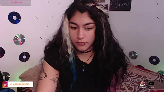 abril666 online show from October 15, 3:45 pm