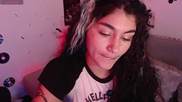 abril666 online show from October 22, 3:23 pm