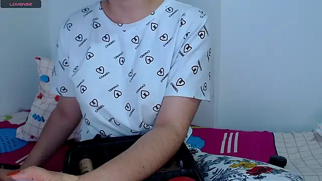 sofi-rojas1 online show from January 11, 8:52 am