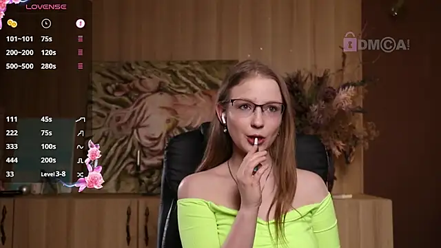 Snapshot of steffania- chatting on January 19, 8:30 pm steffania- online show from January 19, 8:30 pm