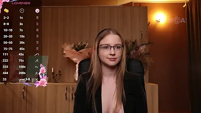 Snapshot of steffania- chatting on February 5, 11:50 pm steffania- online show from February 5, 11:50 pm