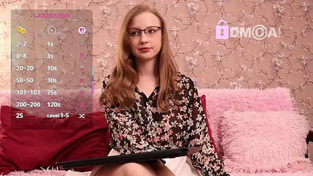 Snapshot of steffania- chatting on October 11, 5:44 pm steffania- online show from October 11, 5:44 pm