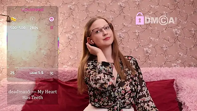 Snapshot of steffania- chatting on October 18, 12:17 pm steffania- online show from October 18, 12:17 pm