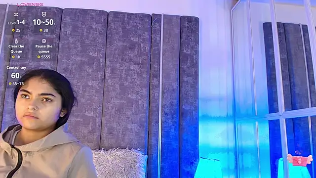 GiselOrtiz online show from December 23, 10:35 am