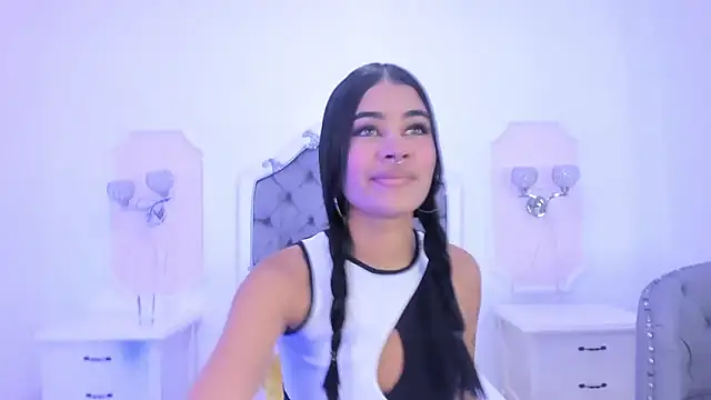 Snapshot of Jasmine55__ chatting on December 16, 3:40 am Jasmine55 online show from December 16, 3:40 am