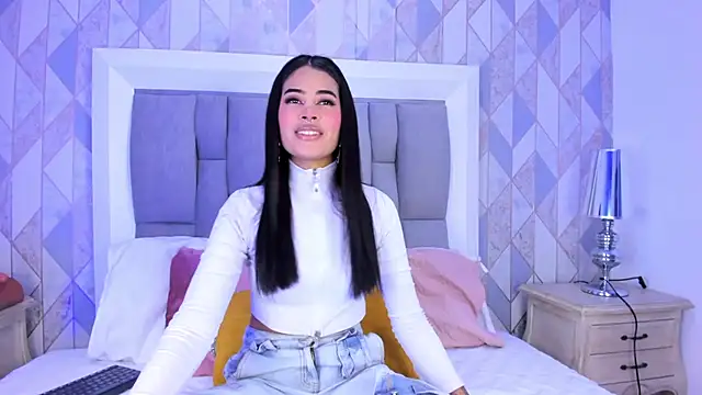 Snapshot of Jasmine55__ chatting on March 21, 3:44 am Jasmine55 online show from March 21, 3:44 am