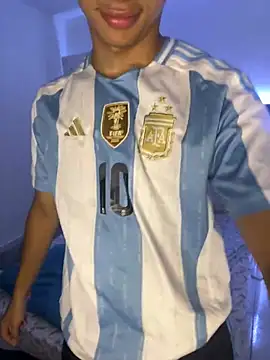 Leonarrrd 01 online show from February 23, 4:17 am