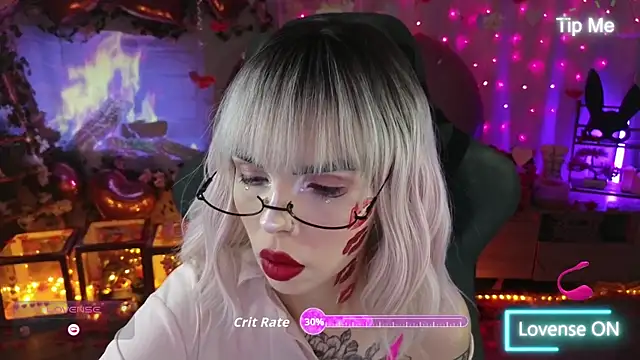 Kerry Kirk online show from February 13, 7:32 pm