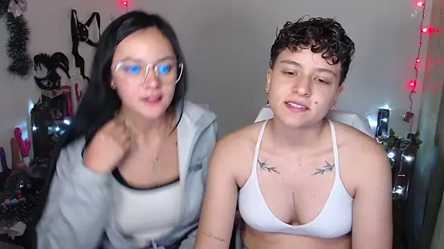 Antonella Cruz02 online show from December 19, 1:39 am