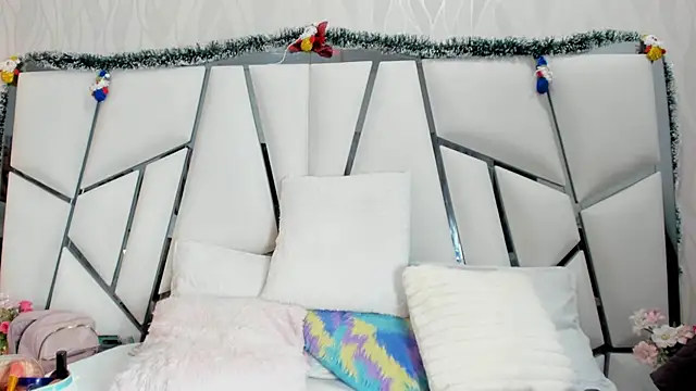 Snapshot of _aurora18_ chatting on November 23, 3:06 am aurora18 online show from November 23, 3:06 am