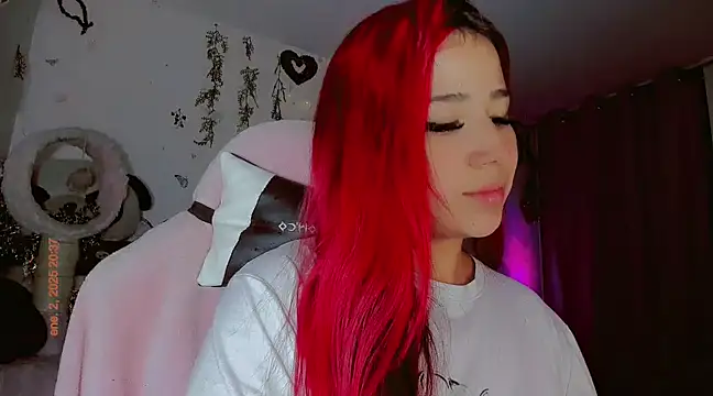 madisonx17 online show from January 3, 1:38 am