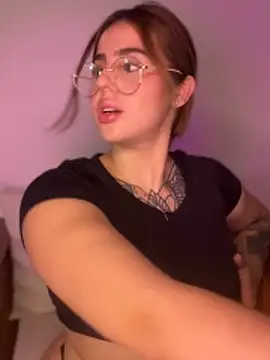 ValerieHilton online show from January 7, 2:53 am