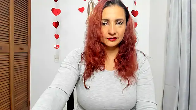 xulay11 online show from December 14, 4:12 am