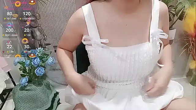 Snapshot of Milajinxi chatting on October 25, 12:40 am Milajinxi online show from October 25, 12:40 am