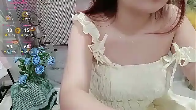 Snapshot of Milajinxi chatting on October 28, 12:36 am Milajinxi online show from October 28, 12:36 am