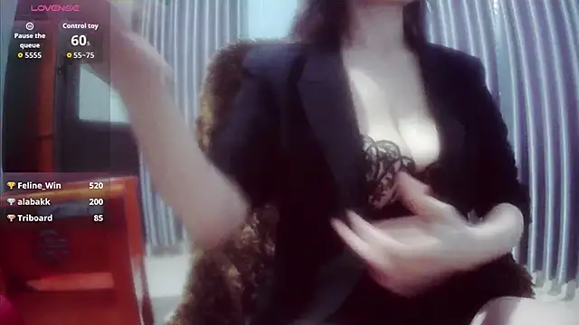 Yii-Ser online show from January 12, 5:45 am