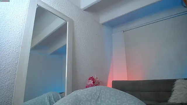 Snapshot of Lucy_Princes chatting on November 26, 9:32 am Lucy Princes online show from November 26, 9:32 am