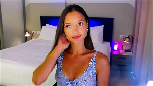 Snapshot of wow_Mia chatting on February 20, 2:18 am wow Mia online show from February 20, 2:18 am