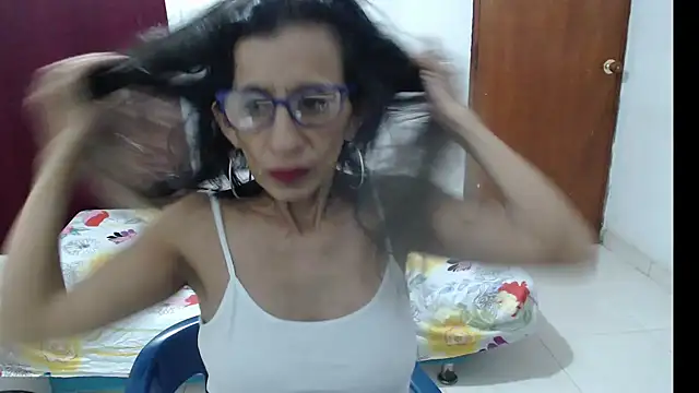 Snapshot of luz_stella chatting on September 18, 3:19 am luz stella online show from September 18, 3:19 am