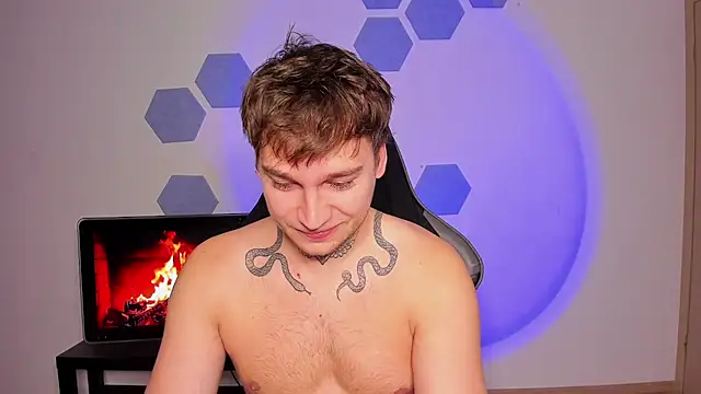 Chris Tyson online show from October 1, 9:26 am