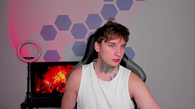 Chris Tyson online show from October 23, 10:19 pm