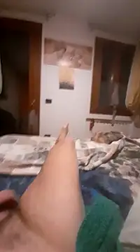 Snapshot of caigo7 chatting on December 18, 7:52 pm caigo7 online show from December 18, 7:52 pm