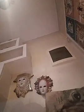 Snapshot of caigo7 chatting on October 19, 8:31 pm caigo7 online show from October 19, 8:31 pm