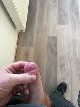 Snapshot of pietpietersen chatting on February 19, 7:39 am pietpietersen online show from February 19, 7:39 am