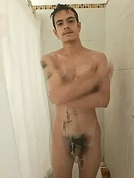 Snapshot of LYZBORNHD chatting on December 30, 3:03 am LYZBORNHD online show from December 30, 3:03 am