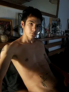 Snapshot of LYZBORNHD chatting on January 7, 3:12 pm LYZBORNHD online show from January 7, 3:12 pm