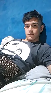 Snapshot of LYZBORNHD chatting on January 29, 6:28 pm LYZBORNHD online show from January 29, 6:28 pm