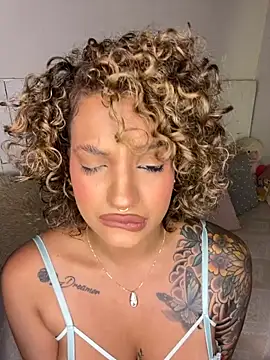 Arianabromw online show from November 28, 6:32 pm