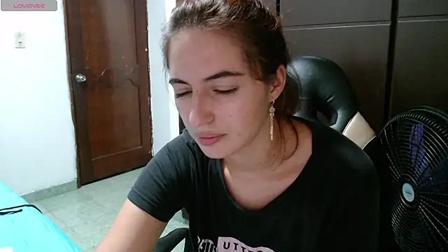 Kate lorens9 online show from January 9, 12:14 am