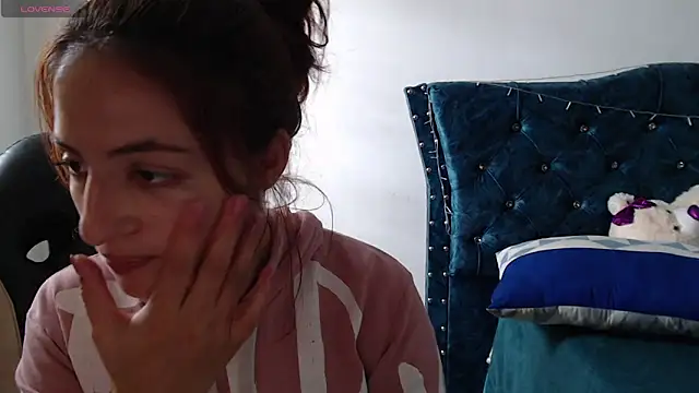 Kate lorens9 online show from March 17, 6:42 pm