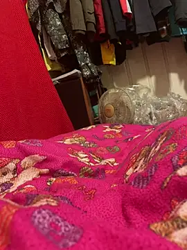 Snapshot of A6229 chatting on February 21, 10:15 pm A6229 online show from February 21, 10:15 pm