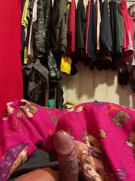 Snapshot of A6229 chatting on March 6, 5:22 pm A6229 online show from March 6, 5:22 pm