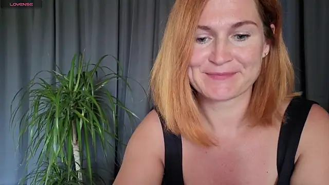 Sheandhim23 online show from May 28, 11:07 am