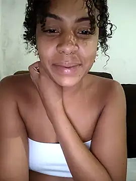 Julia Pretinha online show from April 25, 12:46 am