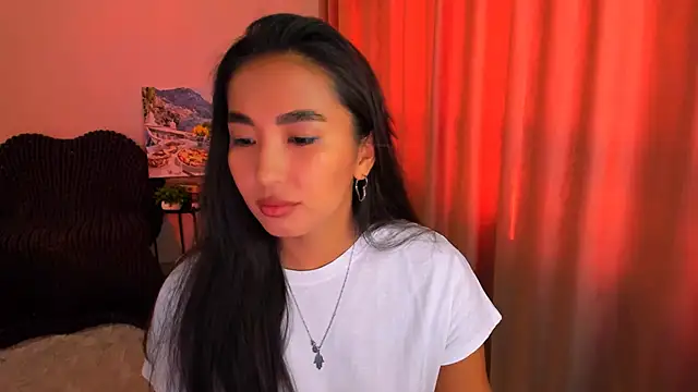 worldofkim online show from February 18, 5:20 am