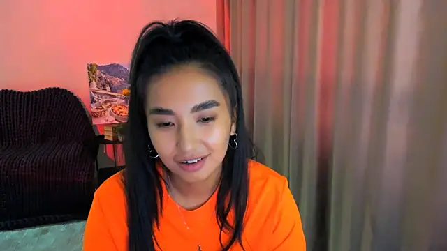 worldofkim online show from February 23, 12:27 pm