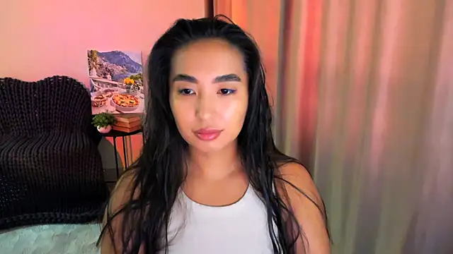 worldofkim online show from March 13, 5:33 am