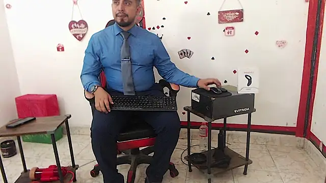 KalethBigDick online show from February 13, 5:03 am