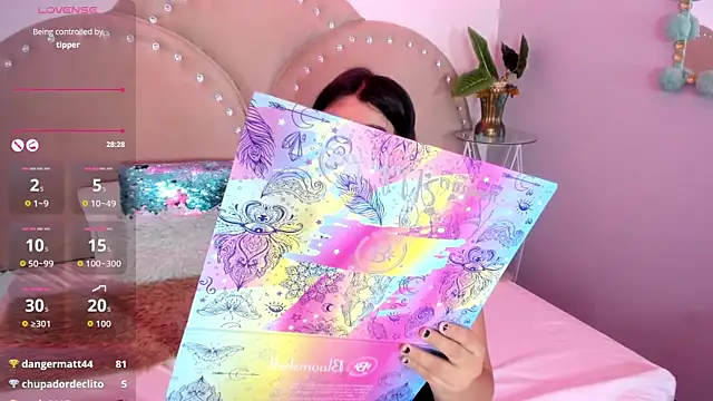 Miia Thompsonn online show from April 11, 3:44 am