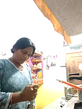 priyadarshiPRIYASEXCPL223 online show from April 15, 1:23 am