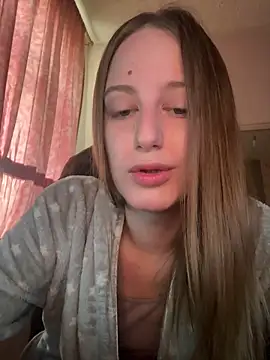 Snapshot of Jamii73 chatting on May 31, 6:53 pm Jamii73 online show from May 31, 6:53 pm