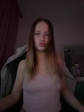 Snapshot of Jamii73 chatting on June 7, 9:29 pm Jamii73 online show from June 7, 9:29 pm